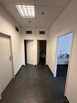 Moderné kancelárske priestory na prenájom - Sv. Jur - 10