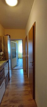TUreality predava 3 izbový byt s garážou v obci ŠTRBA. - 10