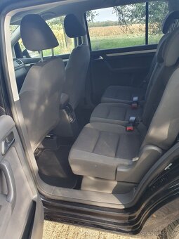 Volkswagen Touran 1.6 TDI - 10