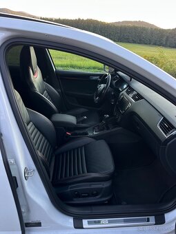 Škoda Octavia RS230 - 10