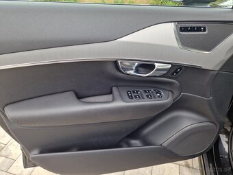 Volvo XC90 2.0 B5 Drive-E Momentum Pro AWD A/T 7m - 10