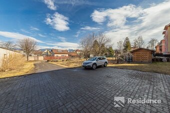 REZERVOVANÉ 3 izbový byt s pozemkom a parkovacím státím v sk - 10