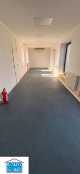 Na prenájom kancel. priestory 28-60 m2 a obch.priest.128m2- - 10