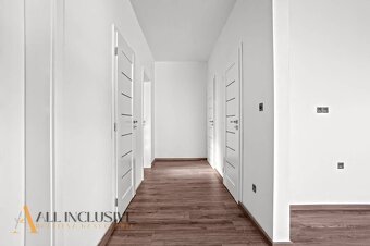 ALL INCLUSIVE I 3 IZBOVÉ BYTY S TERASOU, SO ZÁHRADOU + 2 PAR - 10