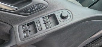 Volkswagen Golf 1.6 TDI 90k Trendline - 10