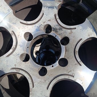 245/70 R16 (6x139,7) - 10