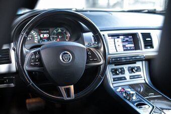 JAGUAR XF 2.2 147kW Luxury 2013 - 10