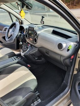 Citroen Berlingo 1,6 blue HDi - 10