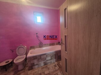 NA PREDAJ priestranný rodinný dom len 5 km od Kapušian - 10