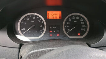 Predám Dacia Logan - 10