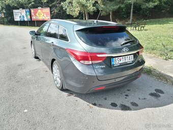 Hyundai i40 CW - 10