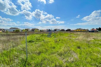 Stavebný pozemok v Bernolákove, Višňová ulica - 10