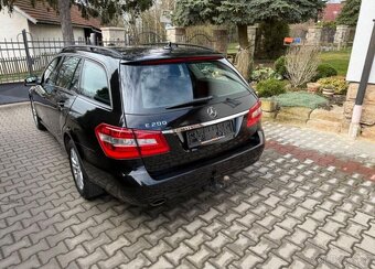Mercedes-Benz Třídy E E 200/ 1,8i , Tažné , combi benzín - 10