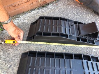 Vyrovnávacie kliny pod karavan - 10