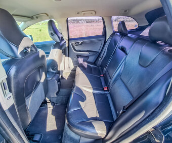 Volvo XC60 2.4 D - 10