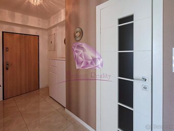 Moderný trojizbový byt s krásnou terasou - 10