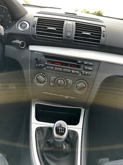 Predám BMW 1 e87 2.0i 90kw 2010 FL - 10