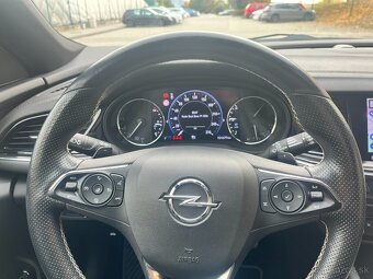 Insignia Country Tourer 2,0 Bi-turbo 210k,4x4,AUT,ČR,DPH,1.M - 10