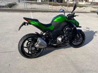 Kawasaki Z1000 - 10
