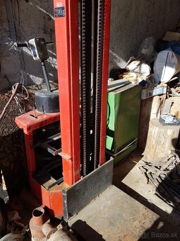 Vysokozdvižný ručný vozík - 10