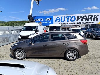 Kia Cee´d SW 1.6 CRDi EX/Gold - 10