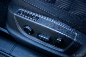 ŠKODA OCTAVIA COMBI SCOUT 4X4 AUTOMAT 2.0 TDI DSG ,2.Majiteľ - 10