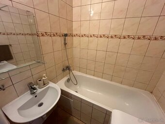 Prenájom 2 izbový byt Trnava, ul. Ľ. Podjavorinskej - 10