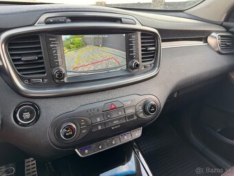 Kia Sorento 2.2 CRDi VGT 4WD 147kw Platinum A/T 7m - 10