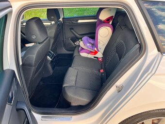 Škoda Superb 4x4 2.0 TDI 110kw Style - 10