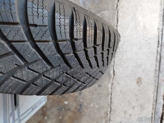 zimne pneumatiky 175/65 r15 hankook suzuki swift,yaris - 10