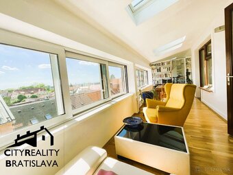 Výnimočný 3-izbový byt s veľkou presklenou terasou v srdci P - 10