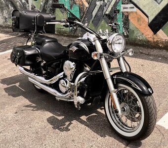Kawasaki VN900 Vulcan Classic Special Edition - 10