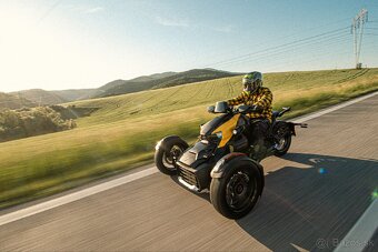 Can-am Ryker 900 Sport - 10