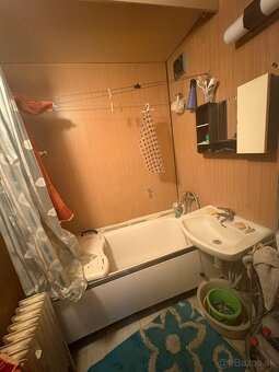 PREDAME 3IZBOVY BYT V TRENCINE S GARAZOU - 10