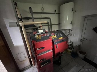 TOP Krásny moderný rodinný dom s garážou, stodolou v Nižnom  - 10