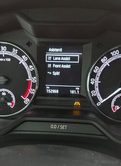 Škoda Octavia 3 facelift combi - 10