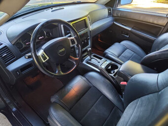 REZERVOVANÉ Jeep Grand Cherokee 3.0 CRD Limited r.v.2010 - 10