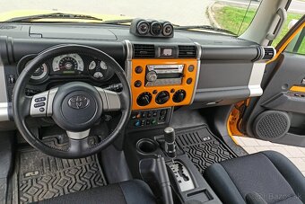 TOYOTA FJ LAND CRUISER 4,0 V6 4x4 LPG 110 000 KM 1 Majitel - 10