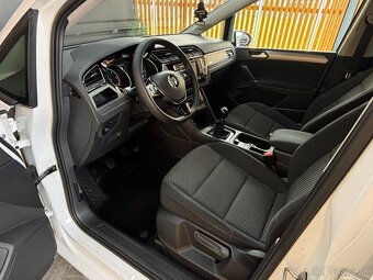 Volkswagen Touran 1.6 TDI  BMT Comfortline - 10