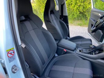 Škoda Karoq Sport 1,5 TSI 110kw (150 PS)Style DSG - 10