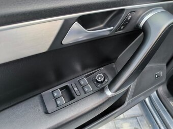 VW Passat Variant 2.0 TDI Highline 2012 - 10