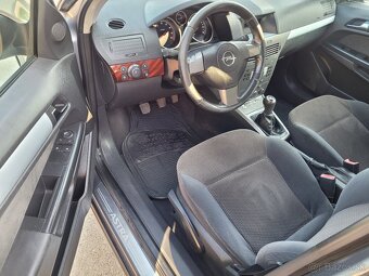 Predam opel astra h 1.4 16v benzín kw 66 r.v 2006 - 10