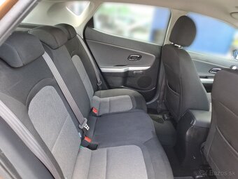 Kia Ceed 1.4 CVVT Silver - 10