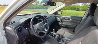 Nissan X- Trail T32 - 1,6 benzín - 10