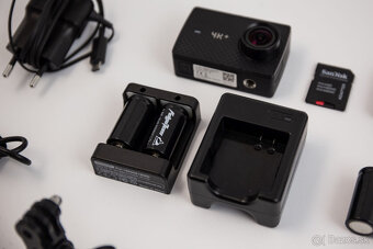 akčná kamera YI 4K+,  + veľa príslušenstva - 10