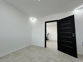 Na predaj moderný veľkometrážny 4izb byt po kompl. rekonštru - 10