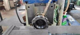 Frézka FGU 32, rok výroby 2005 - 10