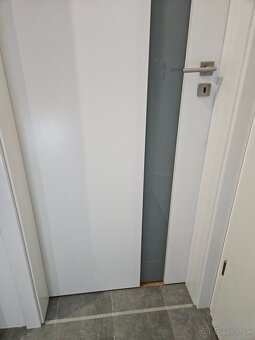 Vysoké interiérové dvere so zárubňami - 10