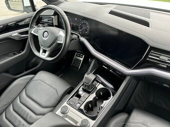 Volkswagen Touareg R-Line 3.0 TDi V6 DSG 4Motion, r.v.: 2019 - 10