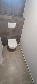 REKONŠTRUKCIA -5 IZB. RODINNÝ DOM, ŽILINA-DVOJGARÁŽ, 402m2 - 10